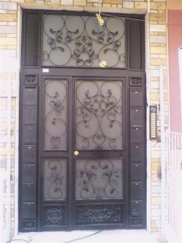 Ekonomik Apartman Kapısı 0003
